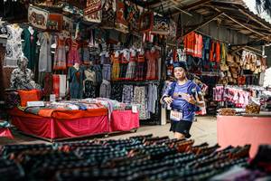 BIB: 
                            <button type="button" onclick="openModal(25556630)" class="btn btn-primary btn-sm float-right btn-popup" data-toggle="modal" data-target=".modal-high-quality">
                        <i class="fas fa-shopping-cart"></i> Add to Cart
                    </button>
                                            <button type="button" onclick="isThisMe(25556630, true)" class="btn btn-success btn-sm float-right btn-popup btn-isme hidden" data-toggle="tooltip" data-placement="bottom" title="นี่คือรูปของคุณใช่ไหม คลิกที่นี่เพื่อเอาเข้าอัลบั้ม">
                        <i class="fas fa-plus"></i> Add to album
                    </button>
                    <button type="button" onclick="isThisMe(25556630, false)" class="btn btn-warning btn-sm float-right btn-popup btn-isnotme hidden">
                        <i class="fas fa-ban"></i> Remove from album
                    </button>